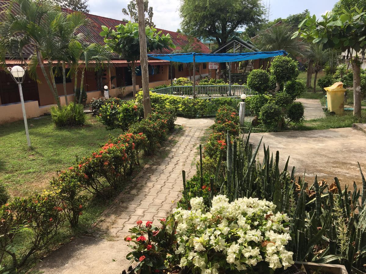 Sunshine Guesthouse Mae Sot Zewnętrze zdjęcie